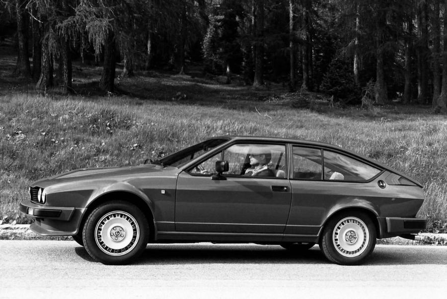  Alfa Romeo GTV 6 2.5 (116) 1980 года  (WW) (фото 3 из 18)